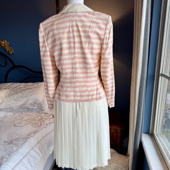 NWT Vintage 90s 100% Silk Pink and Cream Blazer and Chiffon Pleated Skirt Set - Picture 6 of 16